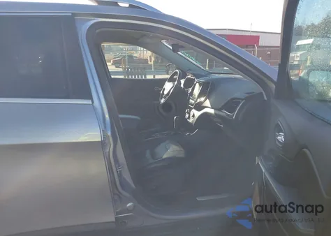 2019 Jeep Cherokee Limited 4X4 z USA, uszkodzony, nr VIN 1C4PJMDX7KD412163